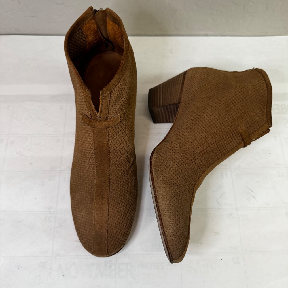 Aquatalia Women 8 Tan Perforated Suede Ankle Boots Italy Leather Bootie Boho